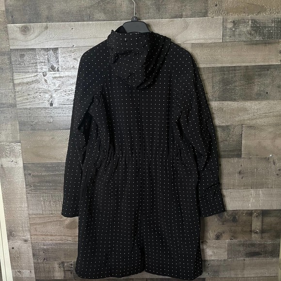 SOLD Lululemon Spot Soft Shell Coat 6 - Picture 4 of 7